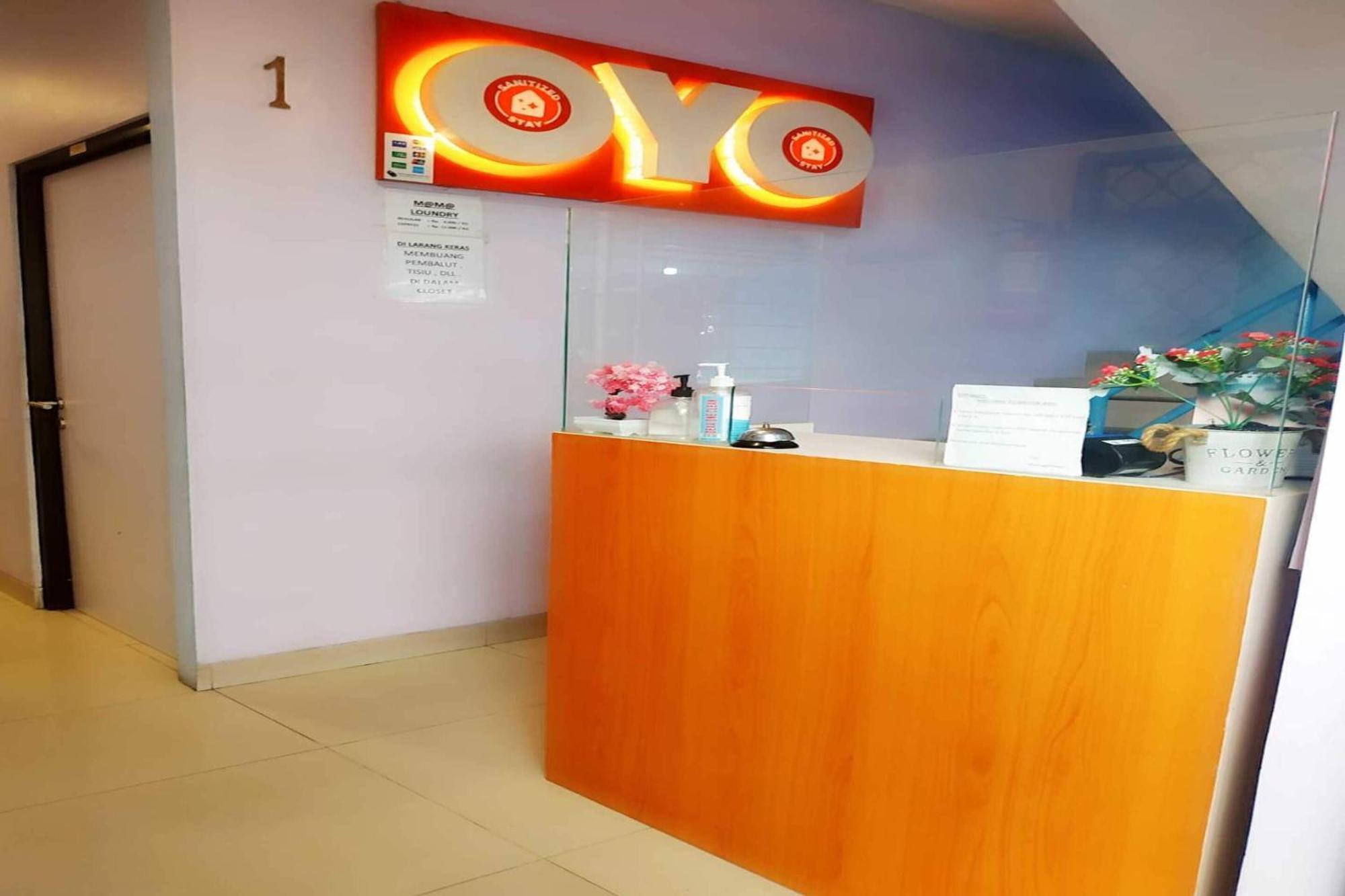 OYO 478 Balcon Biru Hotel Jakarta Exterior foto